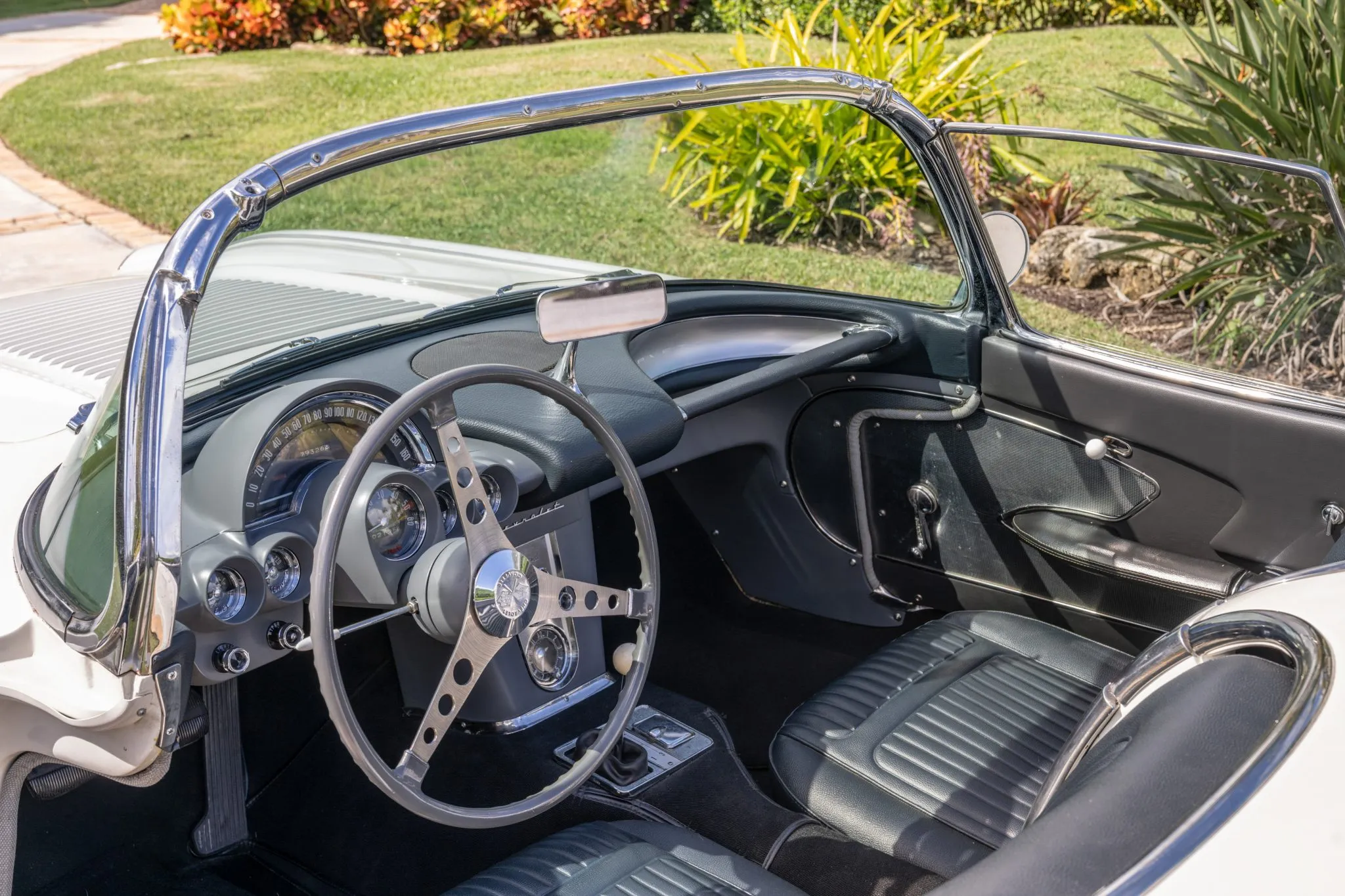 Chevrolet Corvette 3-Speed